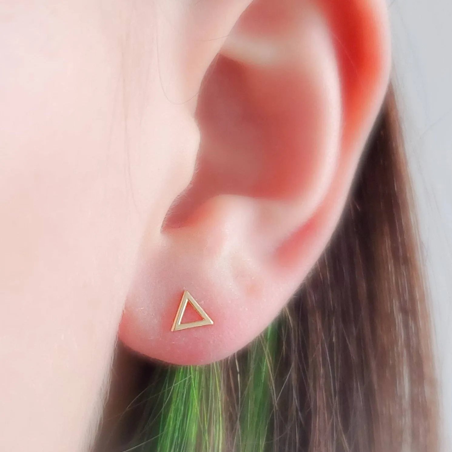 14k Gold Triangle Studs