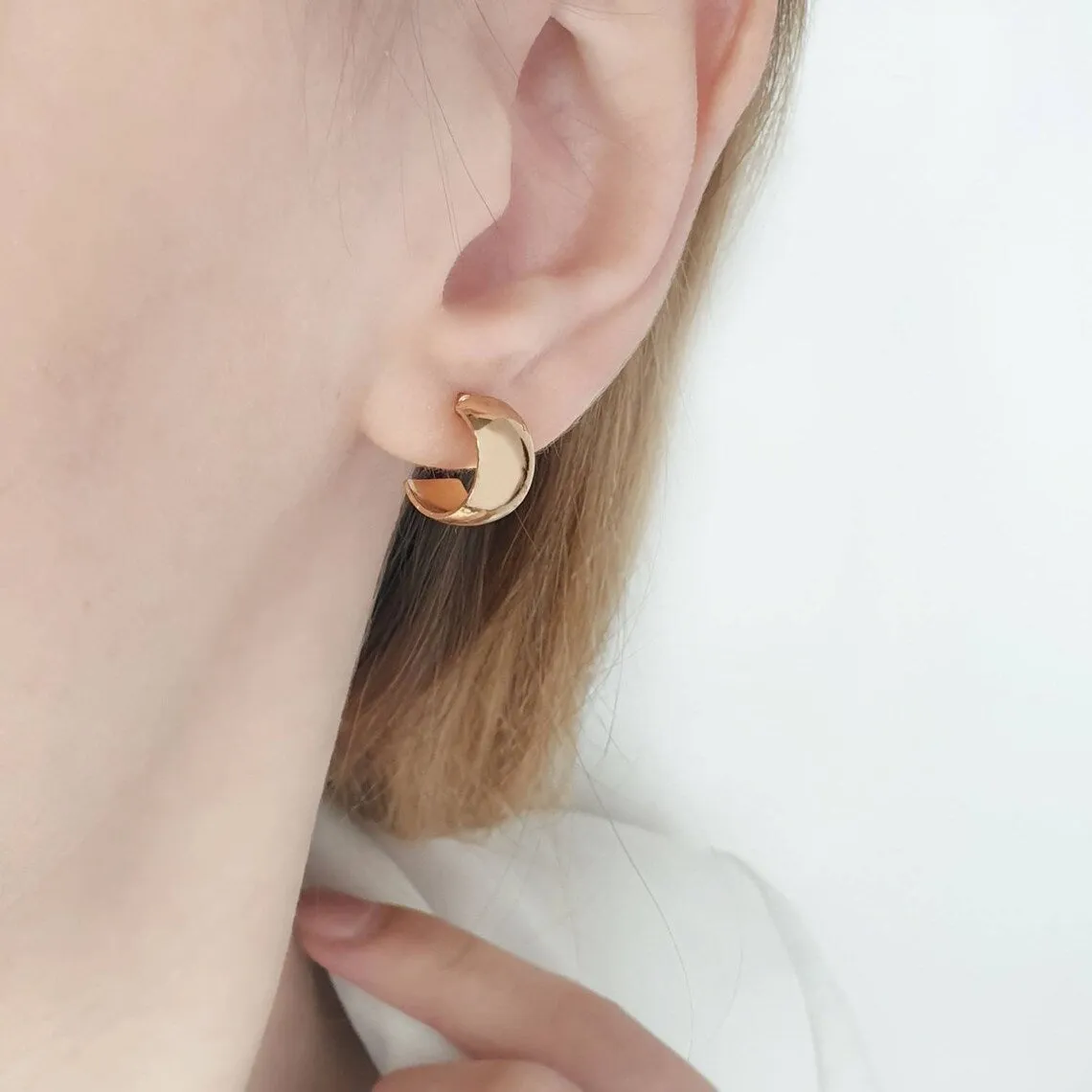 Gold Minimalist Earrings