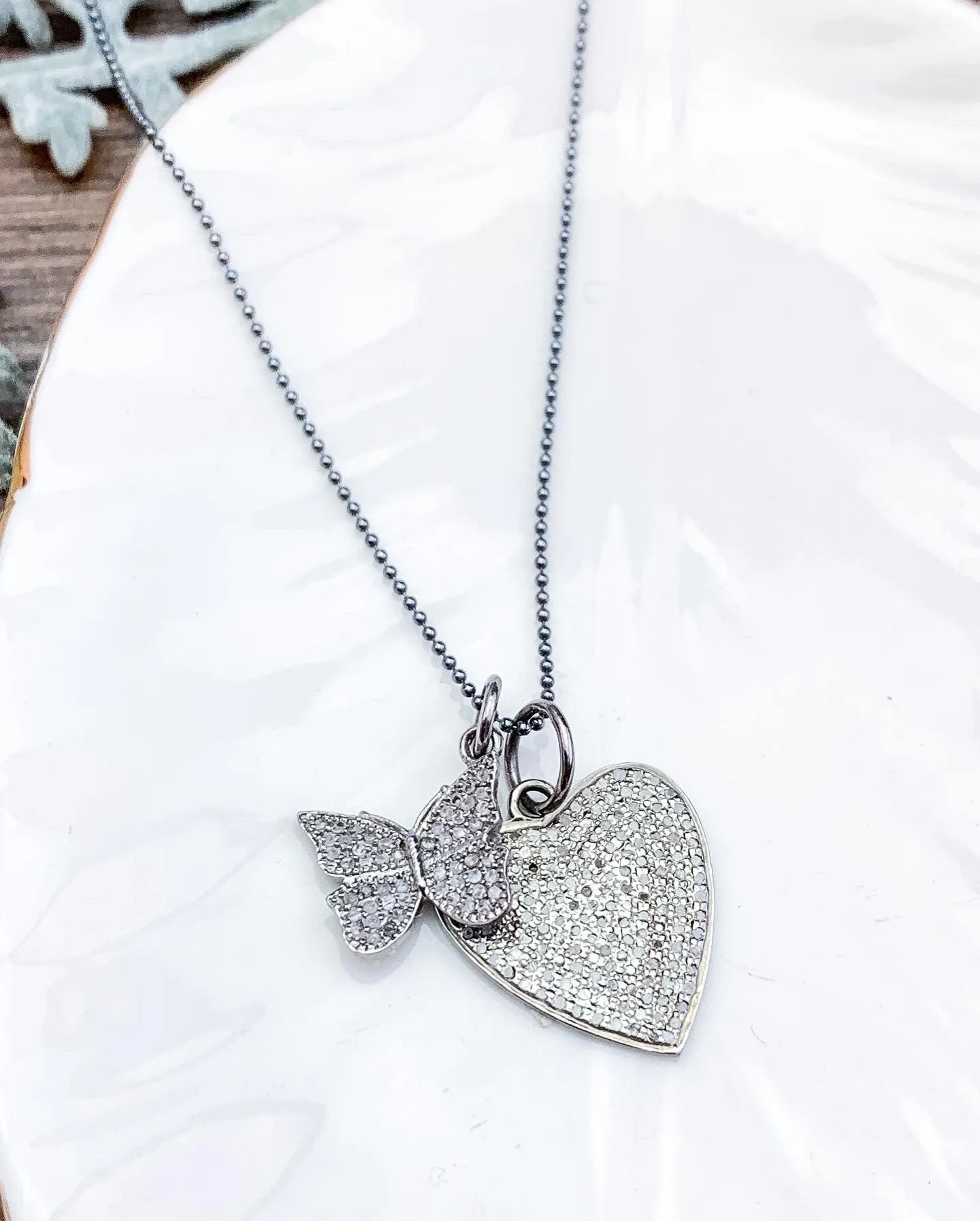 Hearts Pave Diamonds Necklaces