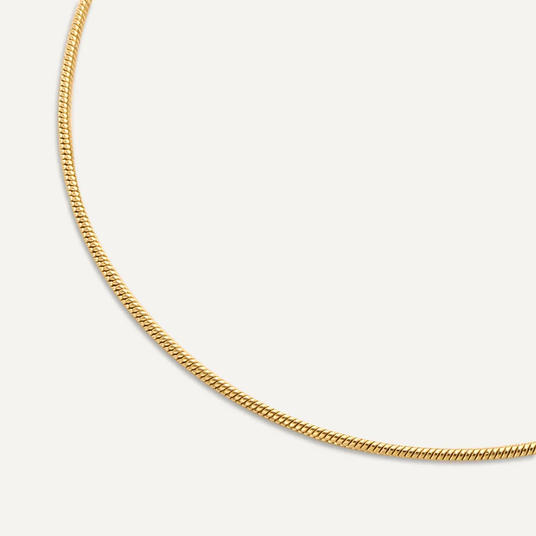 Vibes | Sleek Twist Clasp Bracelet | 18K Gold-Plated